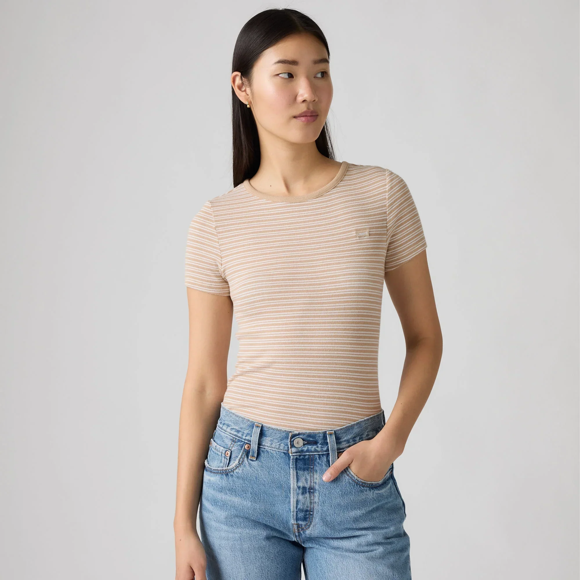 LEVI'S® WOMEN'S HAYES TEE - NEUTRAL - Image 4