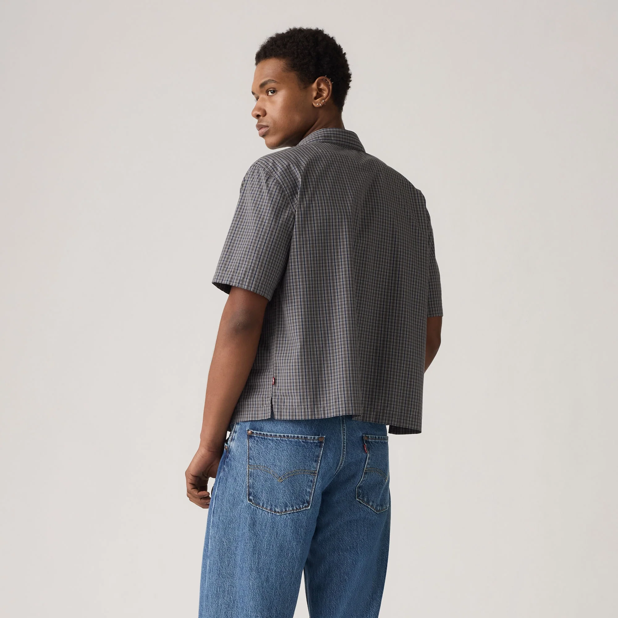 LEVI'S® MEN'S SHORT-SLEEVE ZANDT CROPPED SHIRT - MULTI COLOUR - Image 3