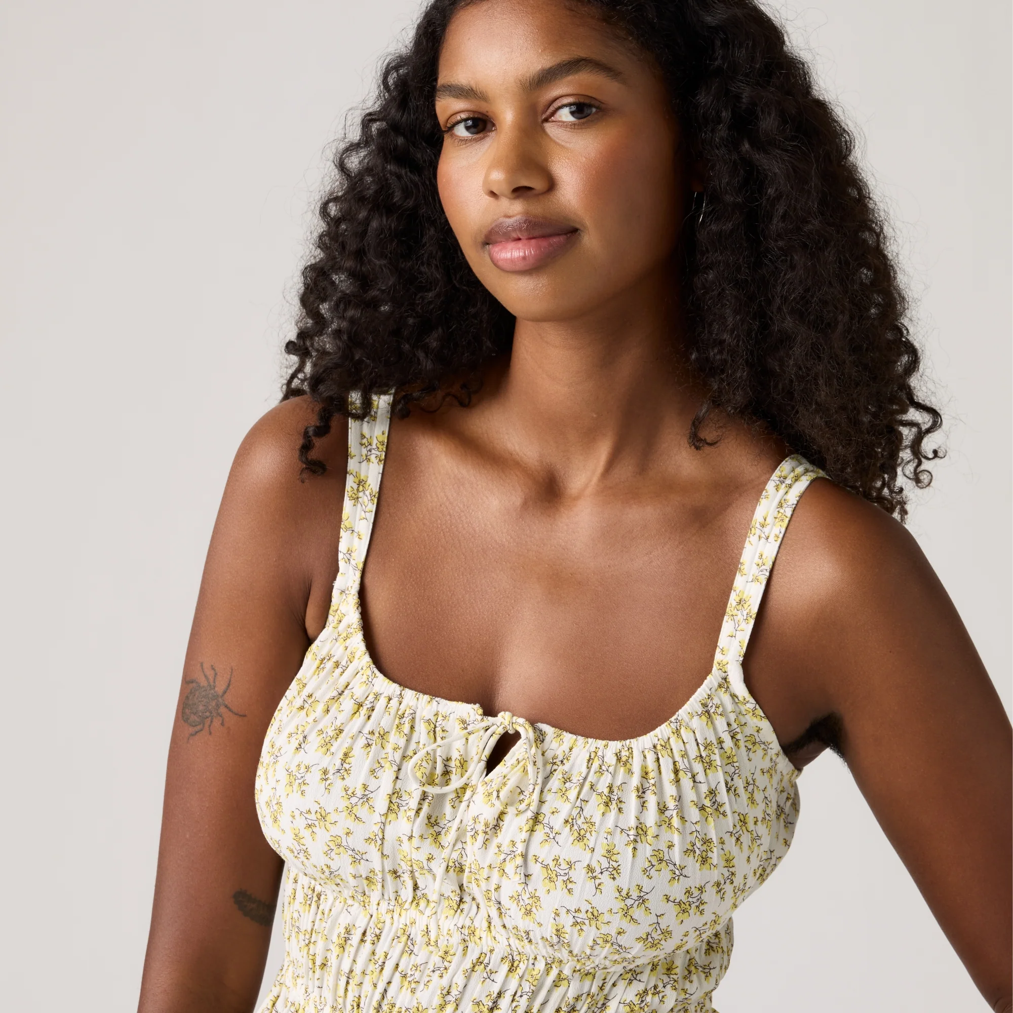 LEVI'S® WOMEN'S AMBREY BLOUSE - YELLOW - Image 4