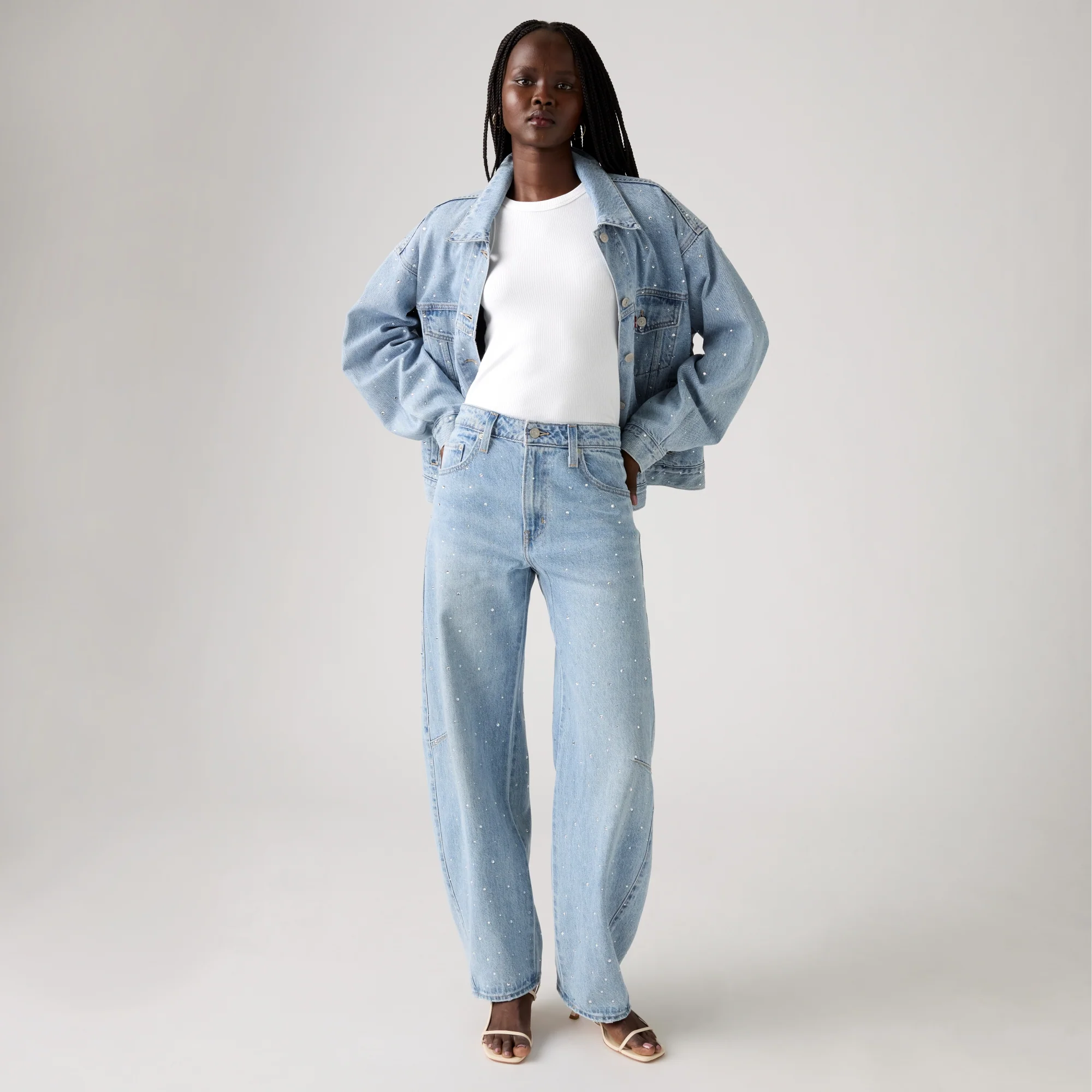 LEVI'S® WOMEN'S BAGGY DAD BARREL JEANS - MED INDIGO - WORN IN - Image 3