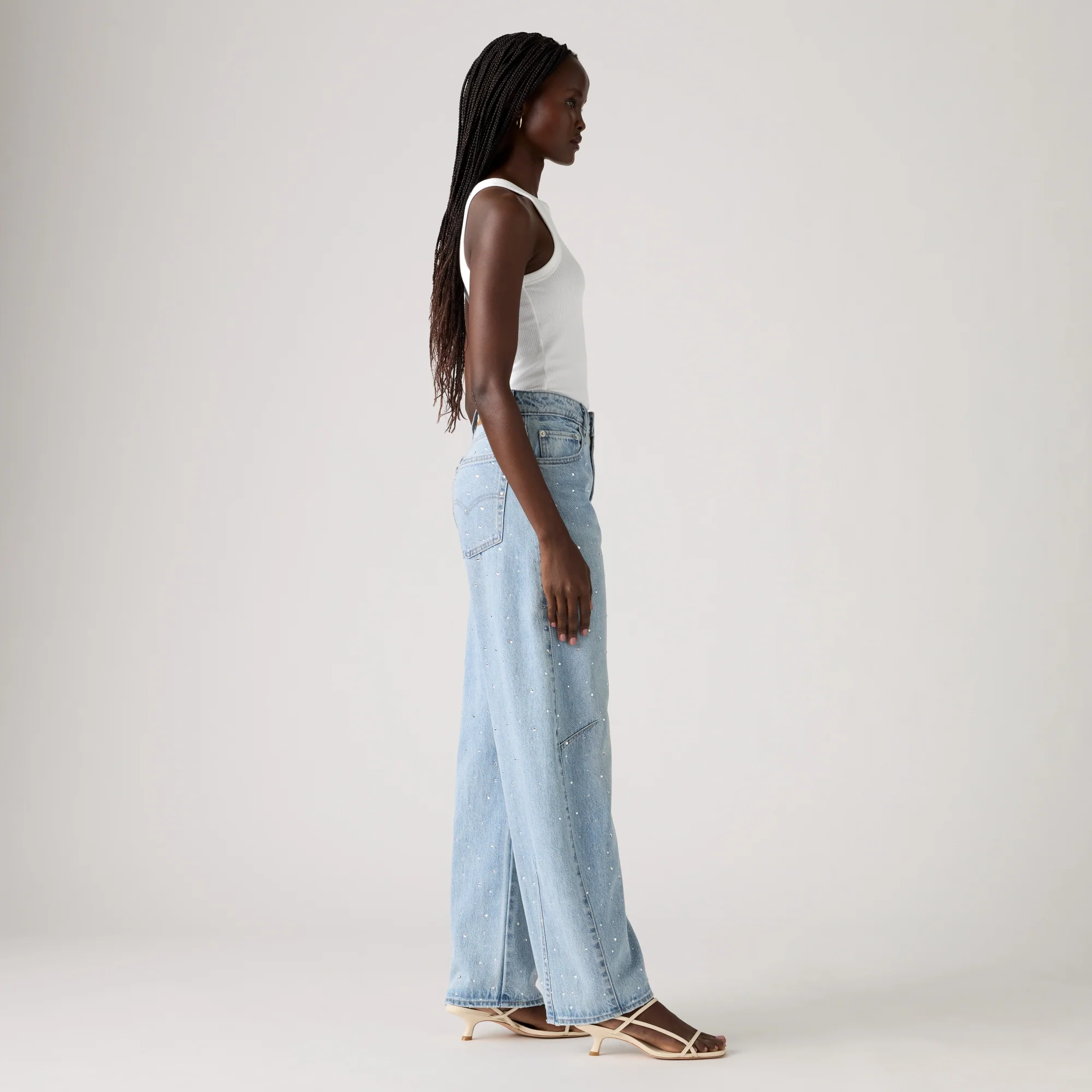 LEVI'S® WOMEN'S BAGGY DAD BARREL JEANS - MED INDIGO - WORN IN - Image 4