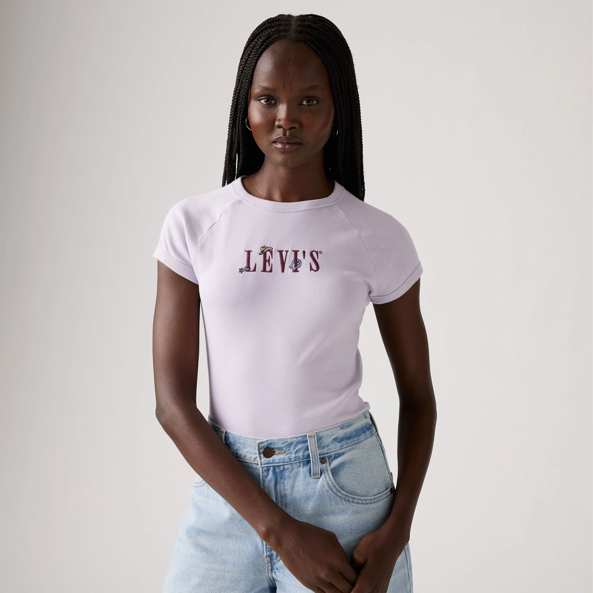 LEVI'S® WOMEN'S GRAPHIC RILEY RAGLAN TEE - PURPLE - Image 3